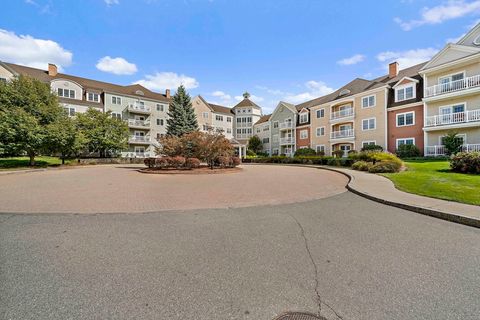 6 Woodman Way 402 Newburyport MA 01950