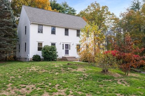 7 Frances Dr Newburyport MA 01950