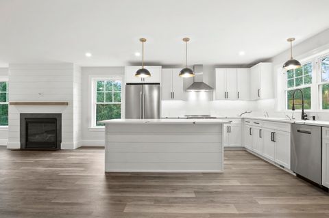 84 Blacksnake Unit A Road A Seabrook NH 03874