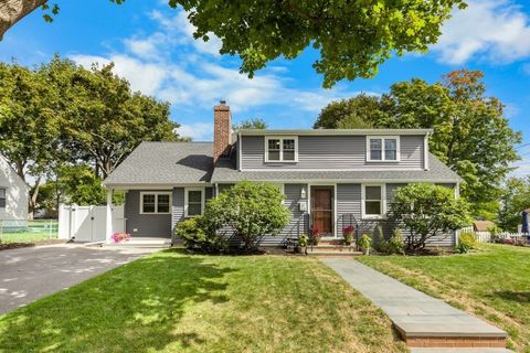 39 Lawnview Dr Braintree MA 02184