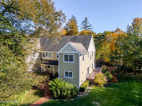 14 Copper Beach Ln Great Barrington MA 01230