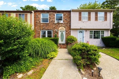 405 Village Dr 405 Bourne MA 02532