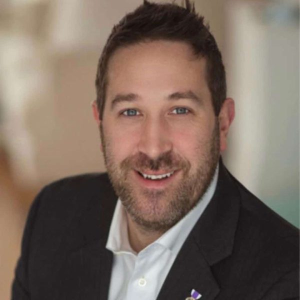 chris saunders headshot 1124