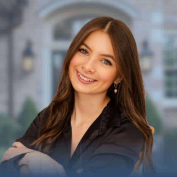 Emmanuelle (Emma) Cook headshot