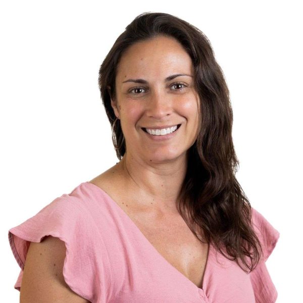 leah stoddard - square headshot 0925