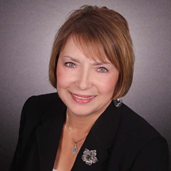 Linda Mathieu realtor biopic for fall river ma