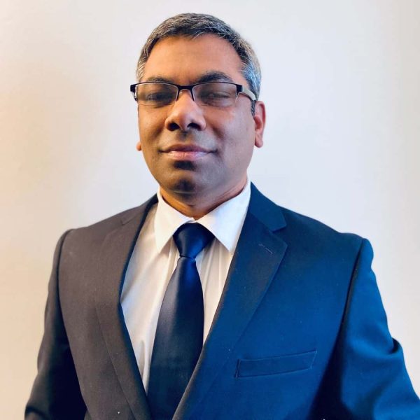 Mahbub Zaman, realtor, headshot