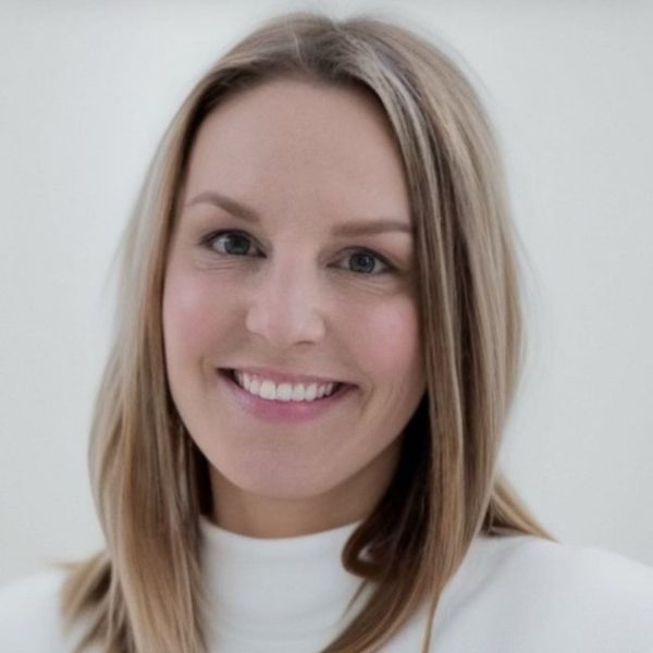 sara couris headshot 0325