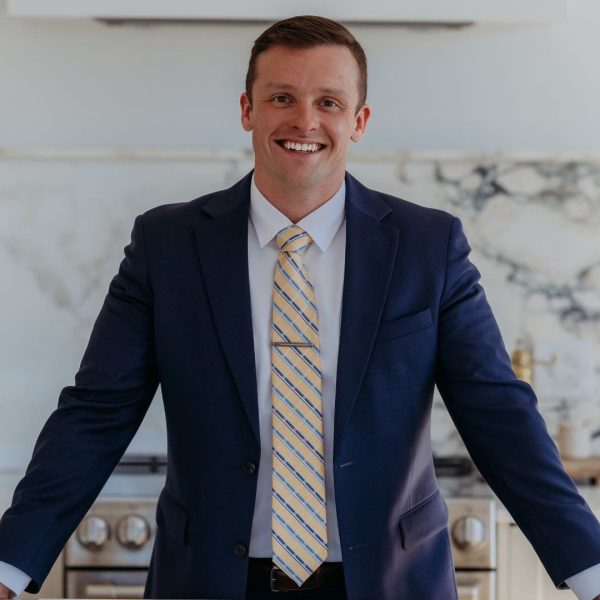 Taylor Blair Headshot