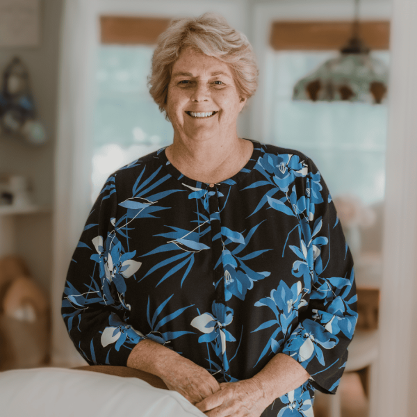 Diane May Headshot SQ 0622