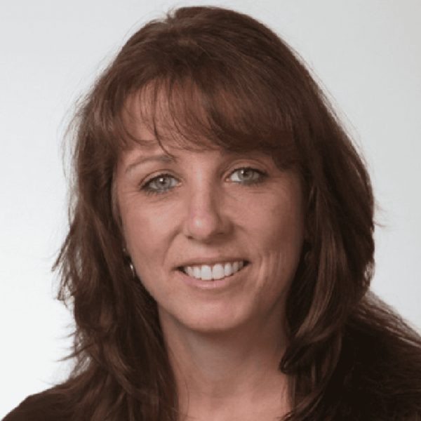 Lori Lacey Headshot SQ 0321